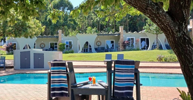 Lodge Azure - Port Edward - Self Catering Lodge Azure